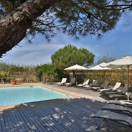 Apartahotel Eco-domaine La Fontaine - Residence-spa - 300 M De La Fontaine Aux Bretons