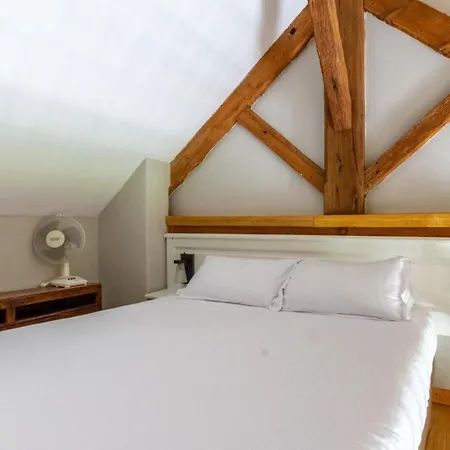 Eco-domaine La Fontaine - Residence-spa - 300 M De La Fontaine Aux Bretons Apartahotel 3*