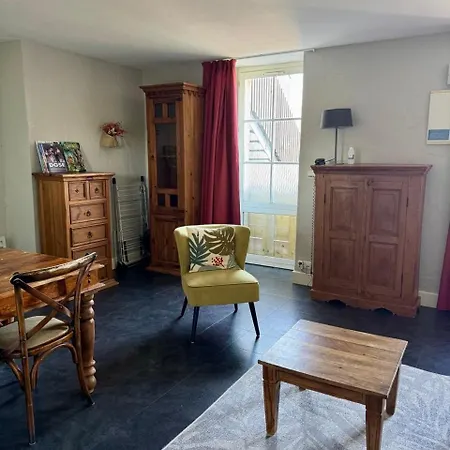 Apartmanhotel Eco-domaine La Fontaine - Residence-spa - De La Fontaine Aux Bretons 3*