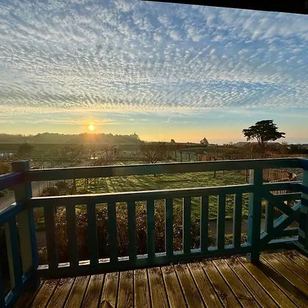 Aparthotel Eco-domaine La Fontaine - Residence-spa - 300 M De La Fontaine Aux Bretons 3*