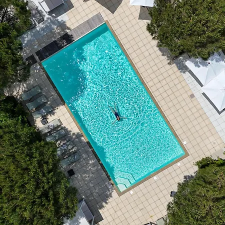 Eco-domaine La Fontaine - Residence-spa - De La Fontaine Aux Bretons Appart hôtel 3*