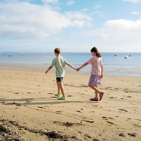 Eco-domaine La Fontaine - Residence-spa - 300 M De La Fontaine Aux Bretons 3* Pornic