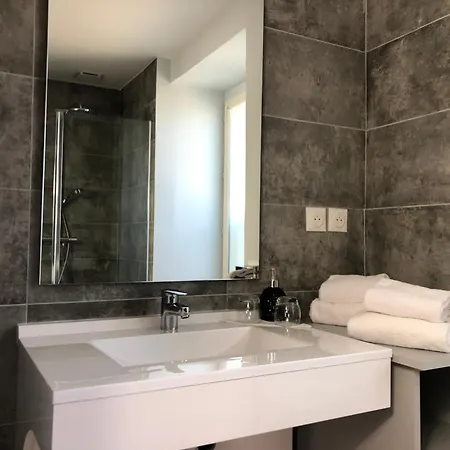 Eco-domaine La Fontaine - Residence-spa - De La Fontaine Aux Bretons 3*