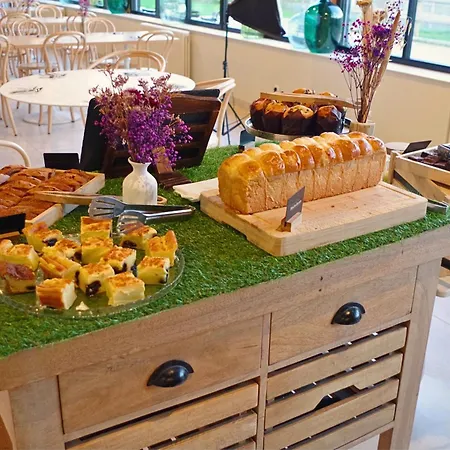 Eco-domaine La Fontaine - Residence-spa - 300 M De La Fontaine Aux Bretons