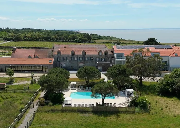 Apartmanhotel Eco-domaine La Fontaine - Residence-spa - 300 M De La Fontaine Aux Bretons Pornic