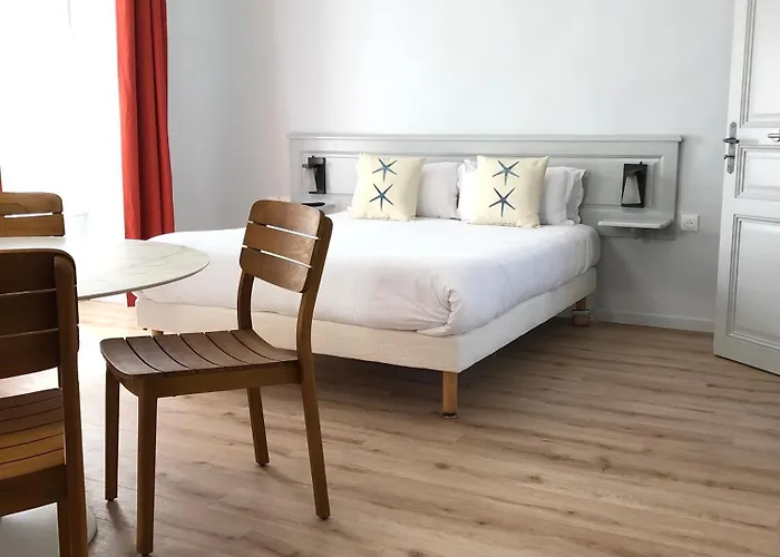 Eco-domaine La Fontaine - Residence-spa - 300 M De La Fontaine Aux Bretons Apartmanhotel Pornic