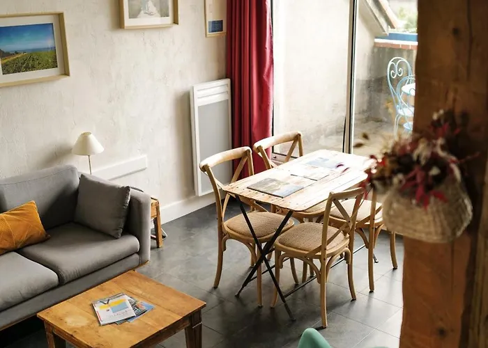 Eco-domaine La Fontaine - Residence-spa - 300 M De La Fontaine Aux Bretons 3* Pornic