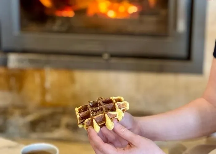 Apartmanhotel Eco-domaine La Fontaine - Residence-spa - 300 M De La Fontaine Aux Bretons 3*