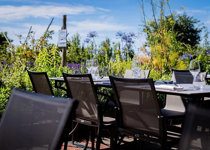 Eco-domaine La Fontaine - Residence-spa - 300 M De La Fontaine Aux Bretons Apartmanhotel 3*