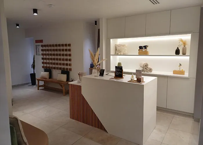 Eco-domaine La Fontaine - Residence-spa - 300 M De La Fontaine Aux Bretons Apartmanhotel