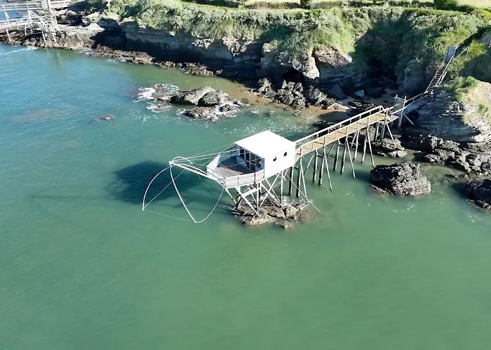 Eco-domaine La Fontaine - Residence-spa - 300 M De La Fontaine Aux Bretons 3* Pornic