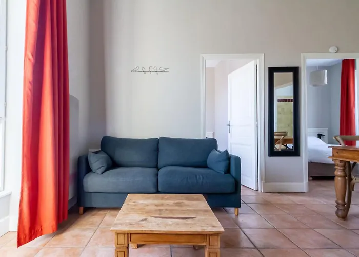 Apartmanhotel Eco-domaine La Fontaine - Residence-spa - 300 M De La Fontaine Aux Bretons 3*