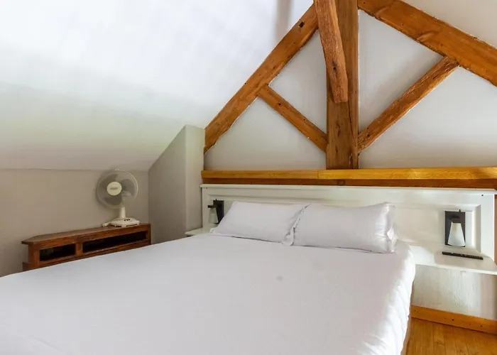 Eco-domaine La Fontaine - Residence-spa - 300 M De La Fontaine Aux Bretons Apartmanhotel 3*