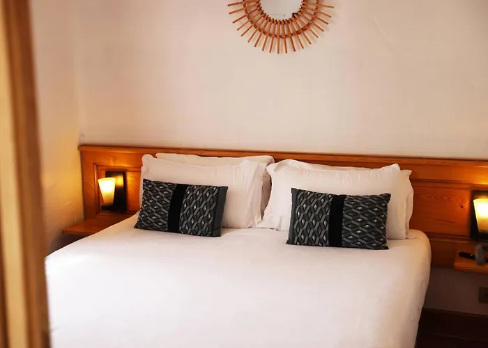 Eco-domaine La Fontaine - Residence-spa - 300 M De La Fontaine Aux Bretons