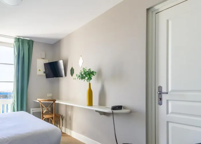 Eco-domaine La Fontaine - Residence-spa - 300 M De La Fontaine Aux Bretons Pornic