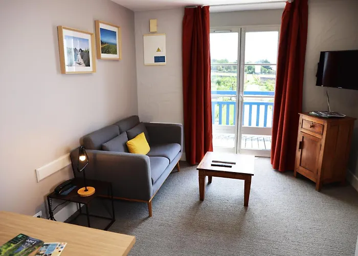 Eco-domaine La Fontaine - Residence-spa - 300 M De La Fontaine Aux Bretons Pornic