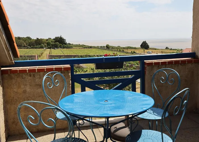 Eco-domaine La Fontaine - Residence-spa - 300 M De La Fontaine Aux Bretons