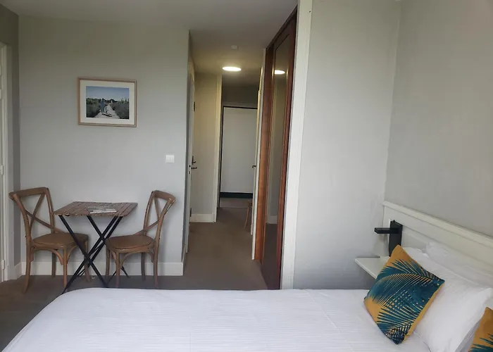 Eco-domaine La Fontaine - Residence-spa - 300 M De La Fontaine Aux Bretons Apartmanhotel